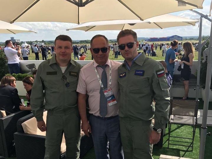 Ukroboronprom fired the aircraft plat director who appeared on a photo in uniform of Russian military pilot