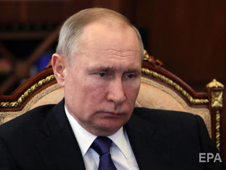 Knives in Putin’s back, or How inner circle is ditching Russian President