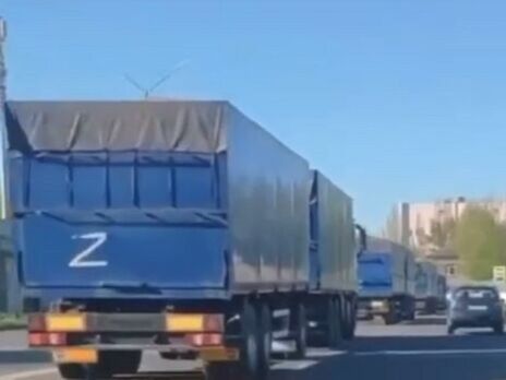 The occupiers export products from the Kherson region to the territory of the Crimean peninsula, Laguta noted (in the photo - grain carriers of the occupiers in Melitopol)
