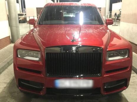 СБУ разоблачила бизнесмена из Львова, который в обход санкций поставлял в РФ машины Rolls-Royce и Maybach