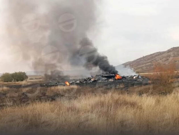 Разбился военный самолет Турции возле грузинско-азербайджанской границы. Видео