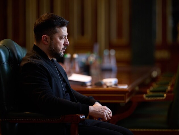 Киев до последнего не верил в полномасштабную войну, несмотря на своевременные предупреждения ЦРУ и MI6 – The Guardian