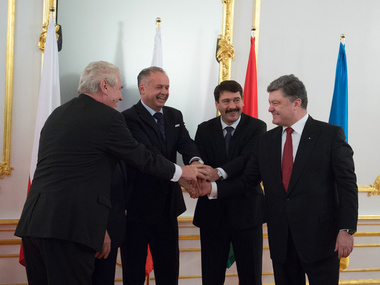 Petro Poroshenko with Czech, Slovak and Hungarian colleagues
