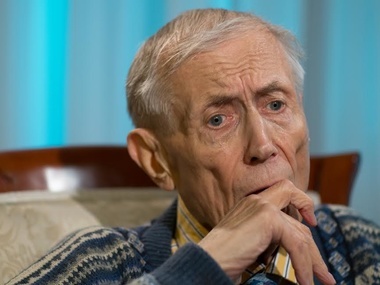 Yevtushenko: The main thing now is to stop bloodshed. All ideologies taken together are not worth a single human life