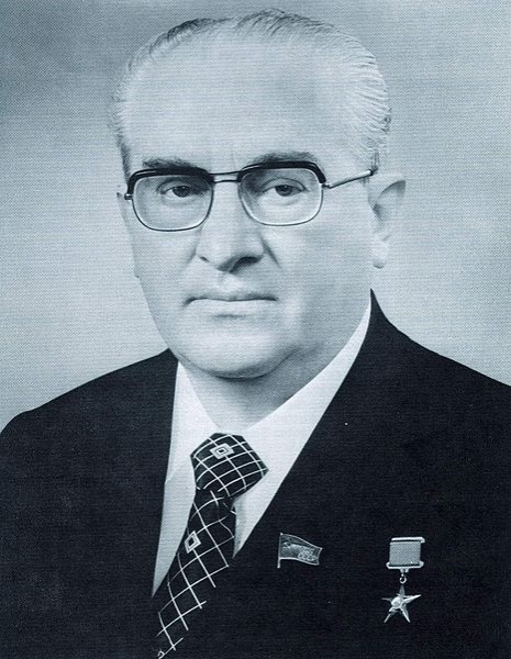 General Secretary of the CPSU and KGB Chairman Yuri Andropov. "Generals ruined Soviet Union. The heads of the Defense Ministry and the KGB entered into an agreement to receive more money from the budget, awards, stars, stripes. It all started with Andropov." Photo: Wikipedia
